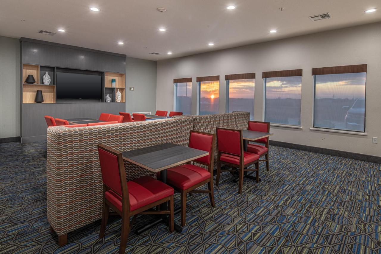 Holiday Inn Express & Suites N Waco Area - West By Ihg Ngoại thất bức ảnh