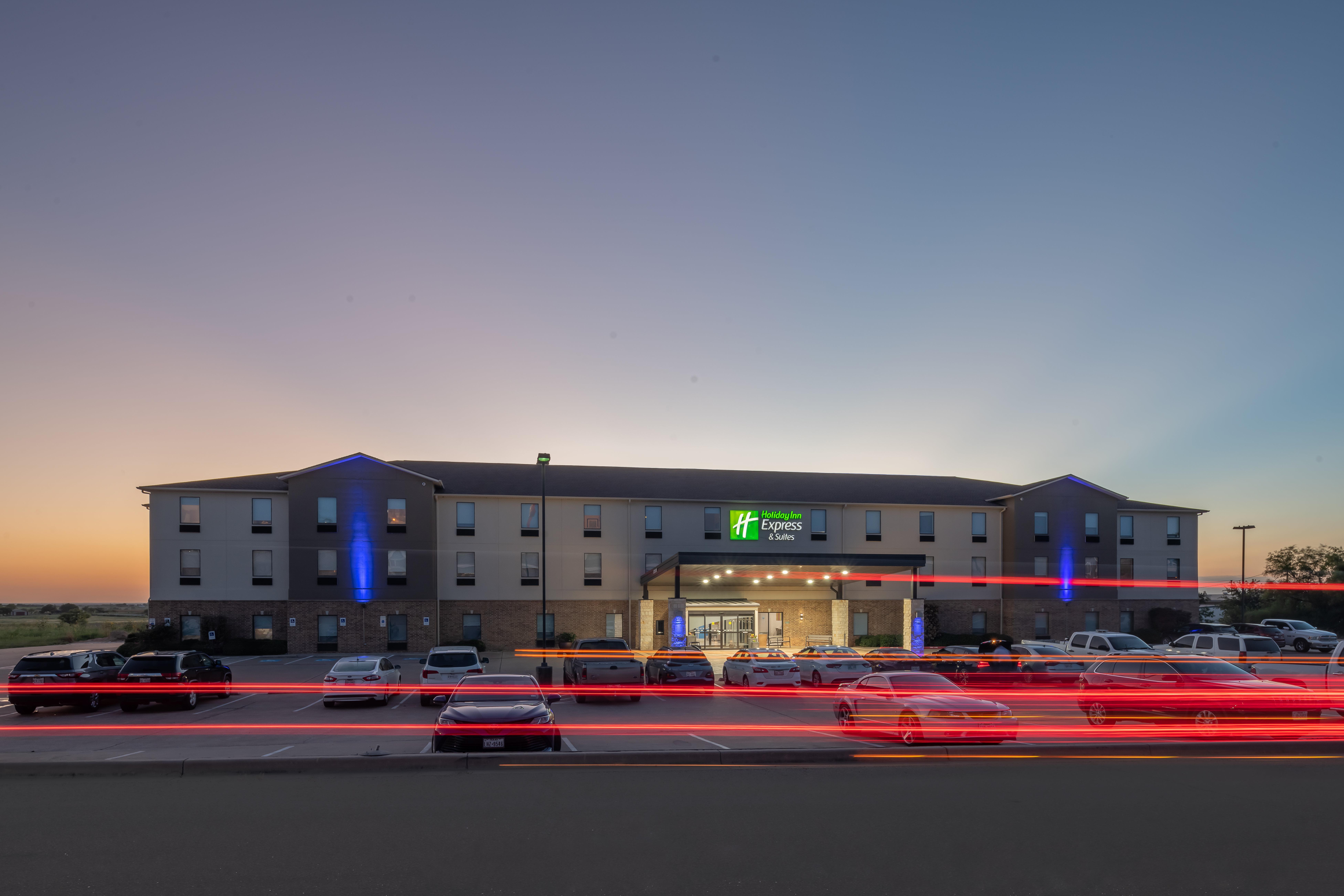 Holiday Inn Express & Suites N Waco Area - West By Ihg Ngoại thất bức ảnh